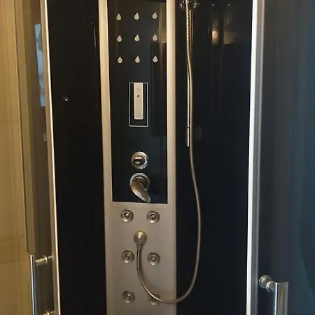 Nice Apartment Апартаменты Нэводари